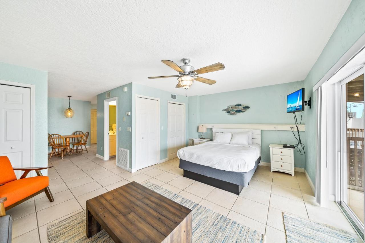 Sebastian Saltwater Lodge Екстериор снимка
